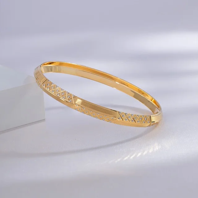 Gold Bracelets – Bharat Jewellers
