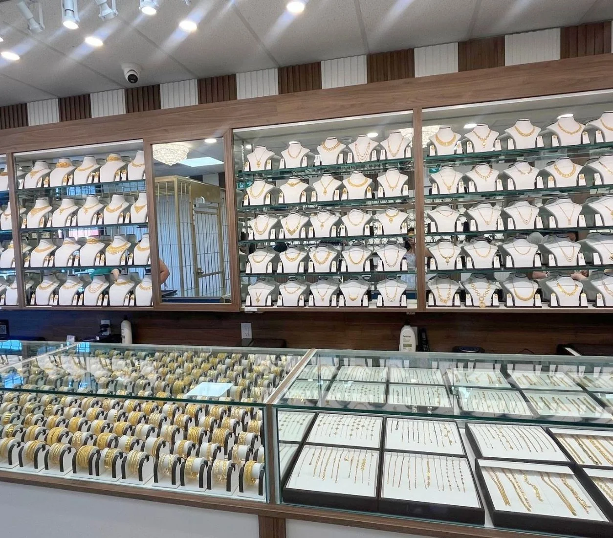 Bharat Jewellers Edmonton AB store interior display
