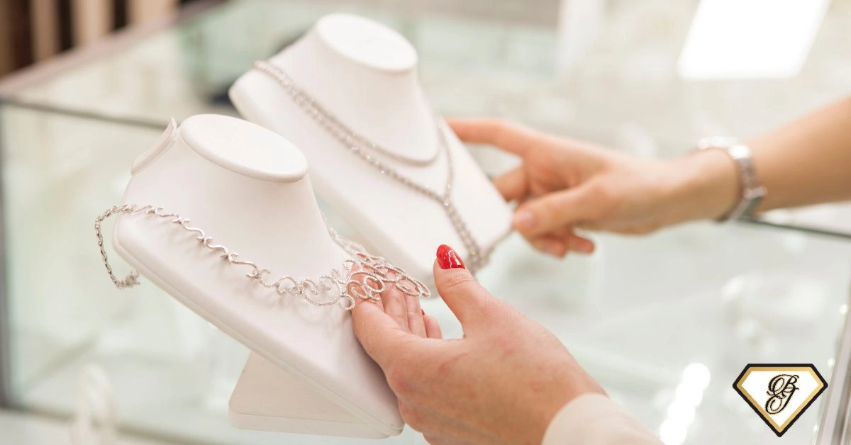 Anniversary Jewelry Gifts with Meaning & Love